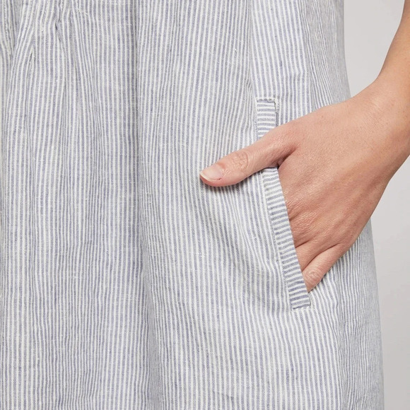 Faherty Isha 100% Linen Dress Blue Mini Stripe Pintuck WDS2119-BMT Bestseller - Picture 4 of 10